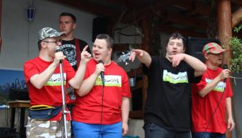 kapliczka 2019.JPG